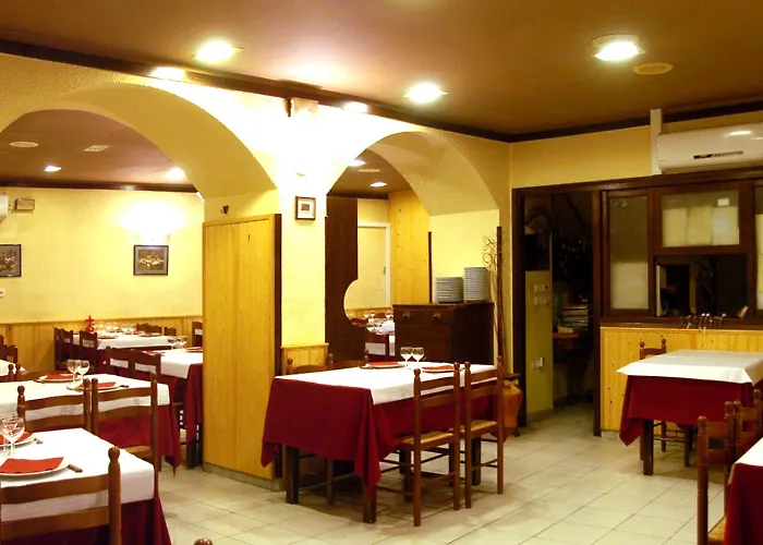 Les Collades Auberge de jeunesse Sort